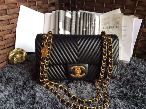can you buy chanel handbags online